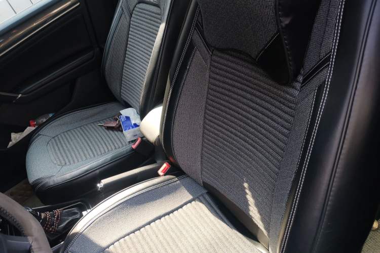 Used Volkswagen C-TREK 2017 1.6L Automatic Comfort Model Left Front Seat