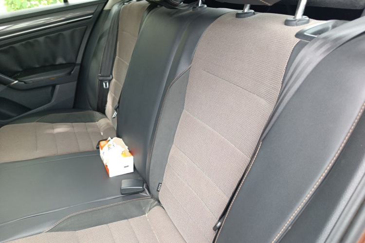 Used Volkswagen C-TREK 2017 230TSI DSG Comfort Version Left Rear Seat