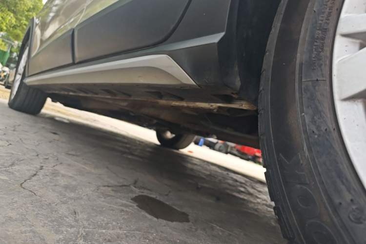 Used Volkswagen C-TREK 2017 1.6L Automatic Comfort Model Left Side Sill