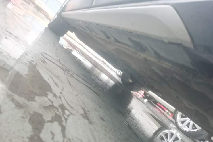 Used Volkswagen C-TREK 2017 1.6L Automatic Comfort Model Left Side Sill