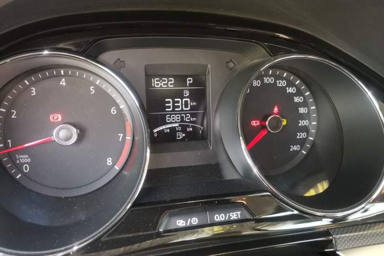 Used Volkswagen C-TREK 2017 1.6L Automatic Comfort Model Odometer Close Up