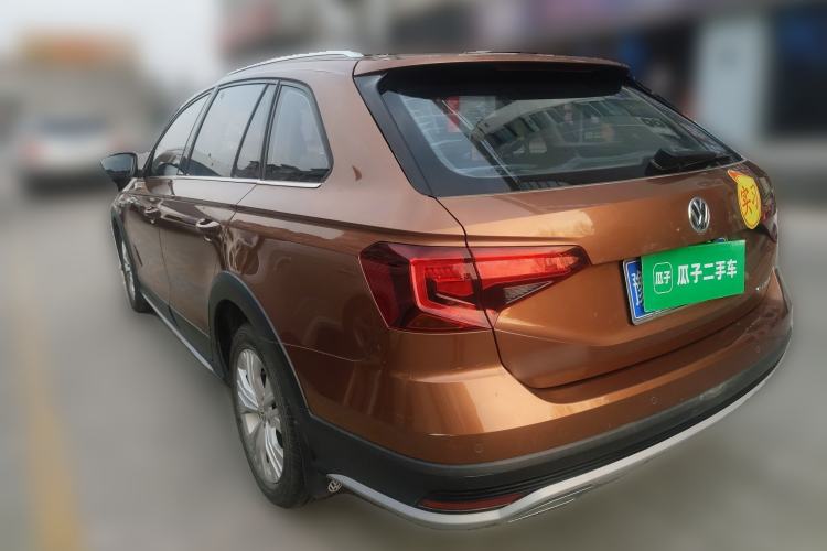 Used Volkswagen C-TREK 2017 1.6L Manual Comfort Model Rear Left 45 Deg