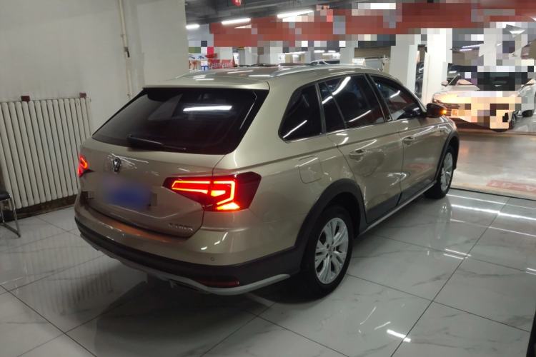 Used Volkswagen C-TREK 2017 1.6L Manual Comfort Model Rear Right 45 Deg