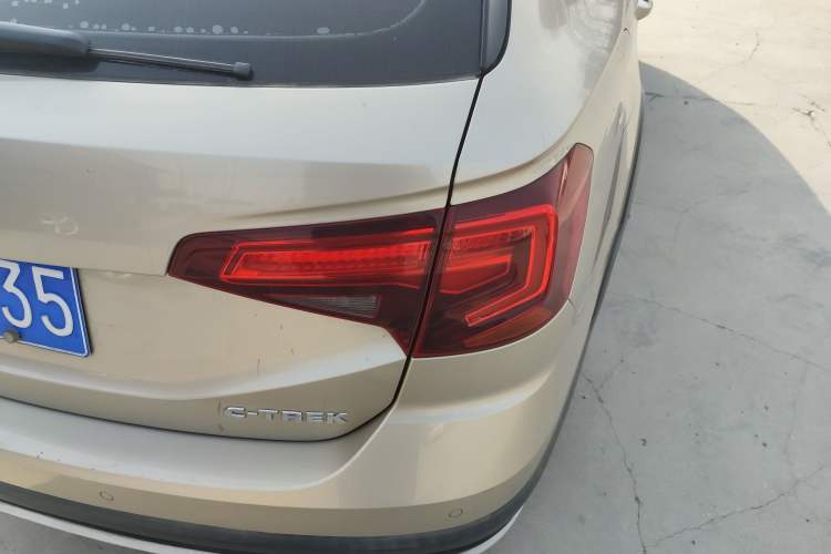 Used Volkswagen C-TREK 2017 1.6L Automatic Comfort Model Right Rear Taillight