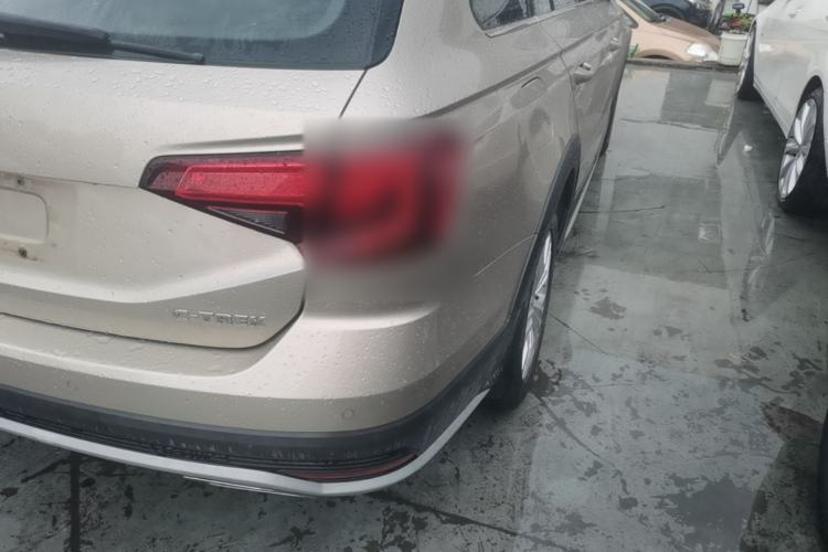 Used Volkswagen C-TREK 2017 1.6L Automatic Comfort Model Right Rear Taillight