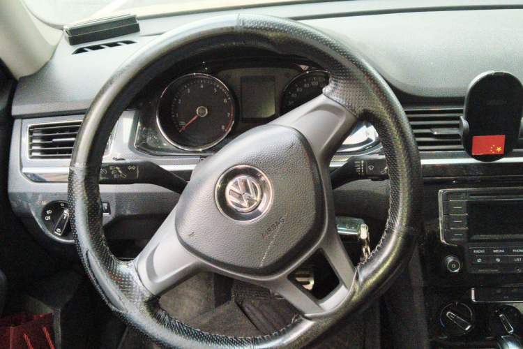Used Volkswagen C-TREK 2017 1.6L Automatic Comfort Model Steering Wheel