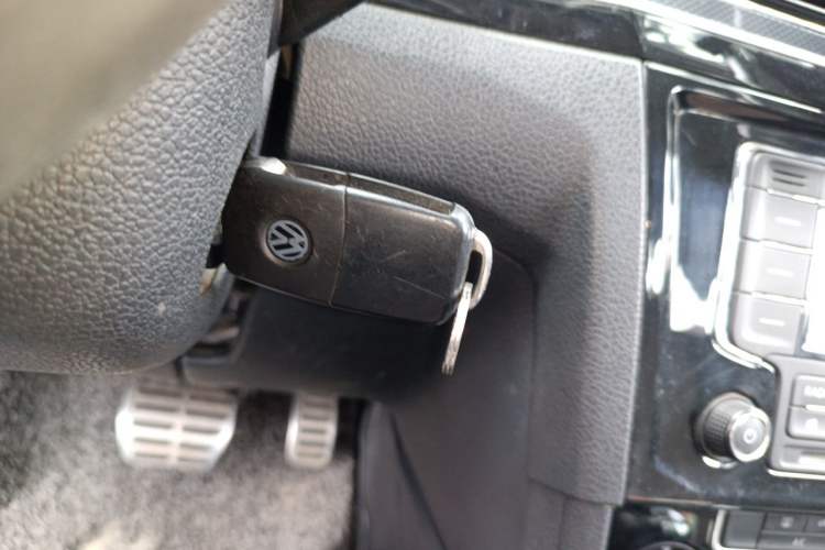 Used Volkswagen C-TREK 2017 230TSI DSG Comfort Version Vehicle Key