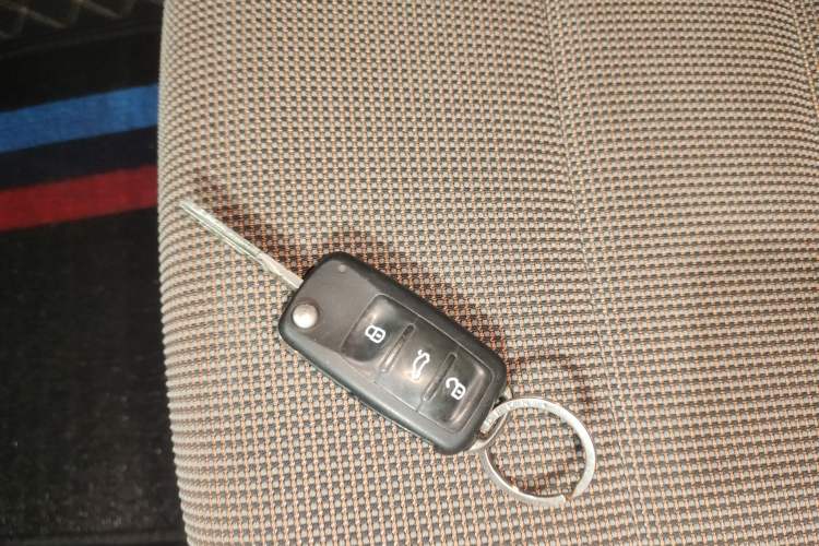 Used Volkswagen C-TREK 2017 1.6L Automatic Comfort Model Vehicle Key