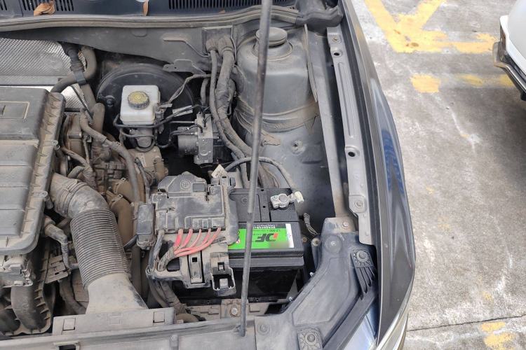 Used Volkswagen C-TREK 2017 1.6L Automatic Comfort Model Engine Bay Left