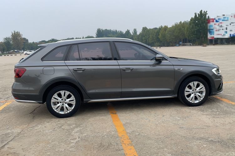 Used Volkswagen C-TREK 2017 1.6L Automatic Comfort Model Exterior 5