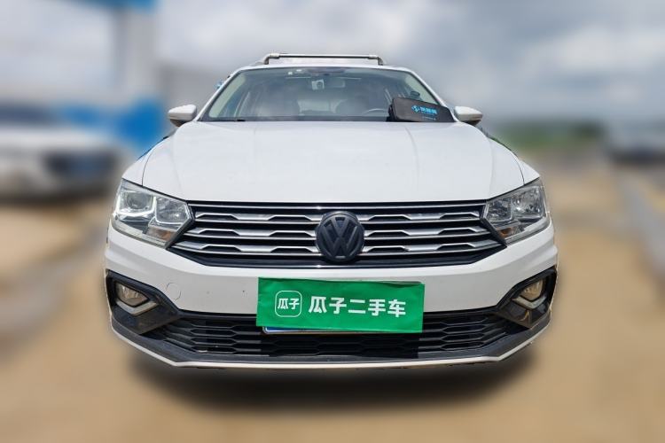 Used Volkswagen C-TREK 2017 230TSI DSG Comfort Version Front