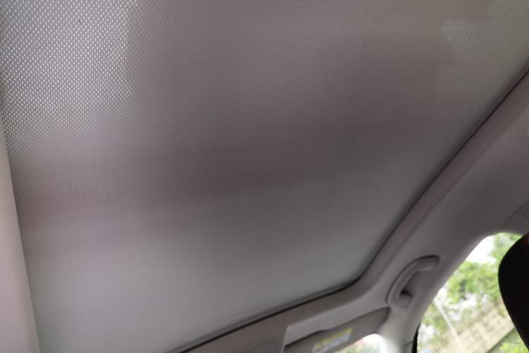 Used Volkswagen C-TREK 2017 1.6L Automatic Luxury Model Headliner