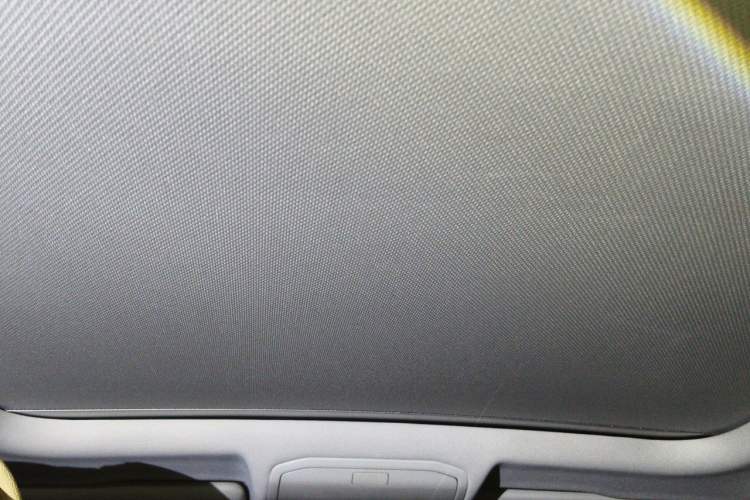 Used Volkswagen C-TREK 2017 1.6L Automatic Comfort Model Headliner