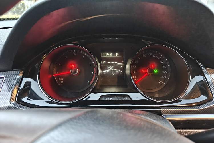 Used Volkswagen C-TREK 2017 1.6L Automatic Comfort Model Instrument Cluster