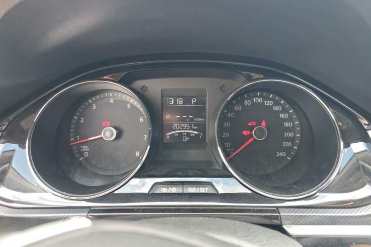Used Volkswagen C-TREK 2017 230TSI DSG Comfort Version Instrument Cluster