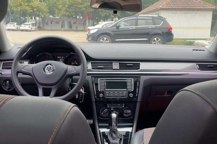 Used Volkswagen C-TREK 2017 1.6L Automatic Comfort Model Interior 3