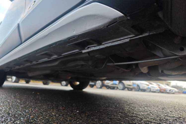 Used Volkswagen C-TREK 2017 230TSI DSG Comfort Version Left Side Sill