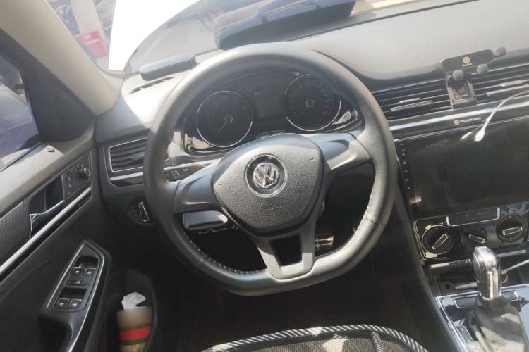 Used Volkswagen C-TREK 2017 230TSI DSG Comfort Version Steering Wheel