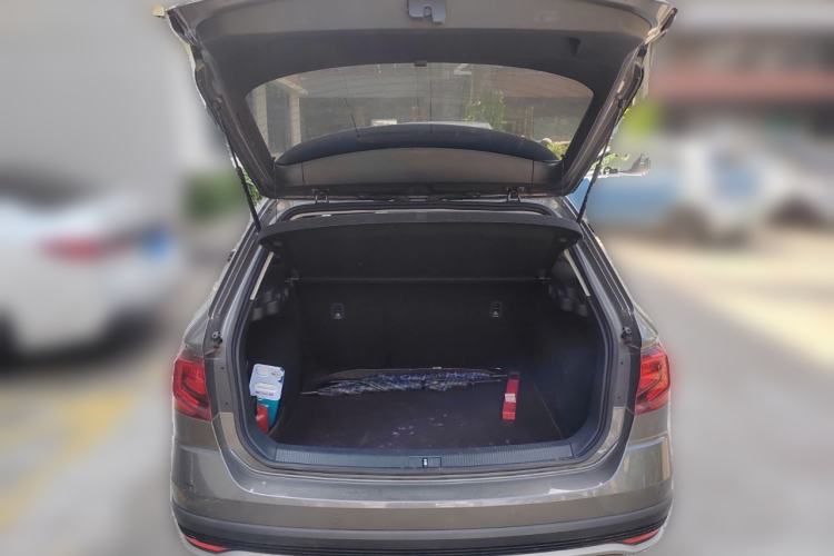 Used Volkswagen C-TREK 2017 1.6L Automatic Comfort Model Trunk