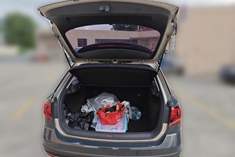 Used Volkswagen C-TREK 2017 230TSI Manual Comfort Version Trunk