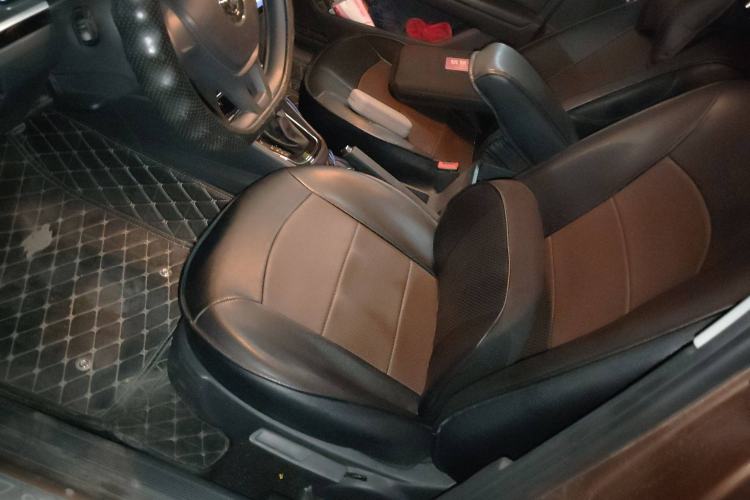 Used Volkswagen C-TREK 2017 1.6L Automatic Comfort Model Left Front Seat
