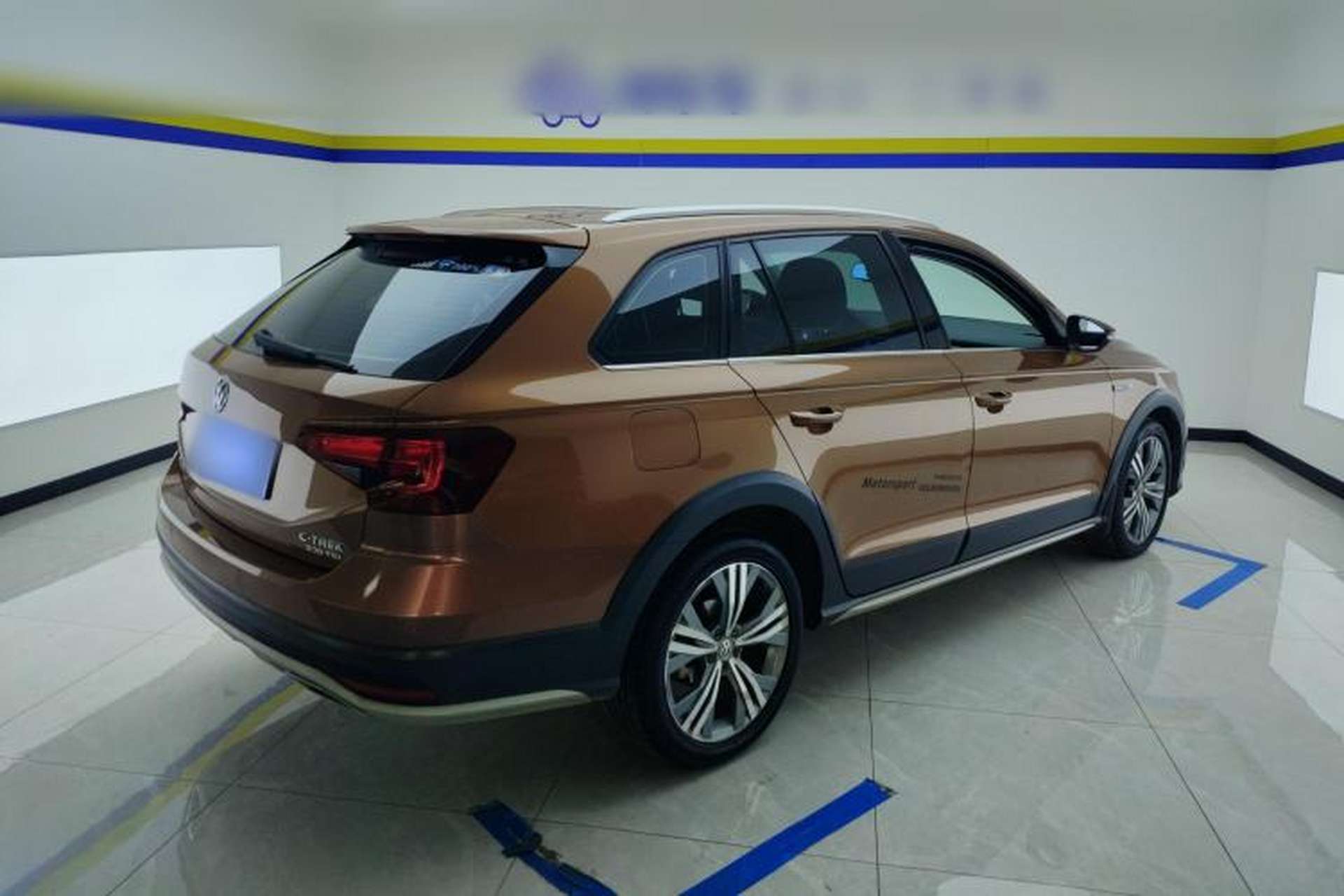 Used Volkswagen C-TREK 2017 230TSI DSG Luxury Model Rear Right 45 Deg