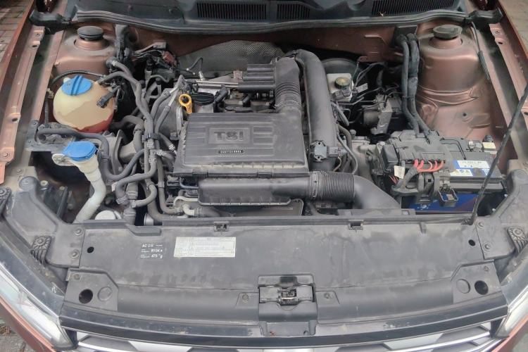 Used Volkswagen C-TREK 2017 230TSI DSG Comfort Version Engine Bay