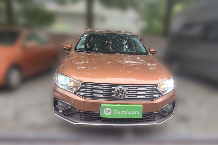 Used Volkswagen C-TREK 2017 230TSI DSG Comfort Version Front