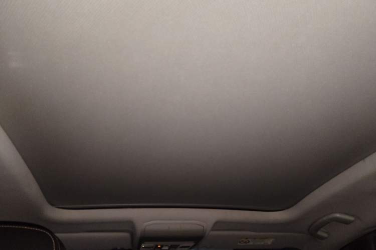 Used Volkswagen C-TREK 2017 1.6L Automatic Comfort Model Headliner