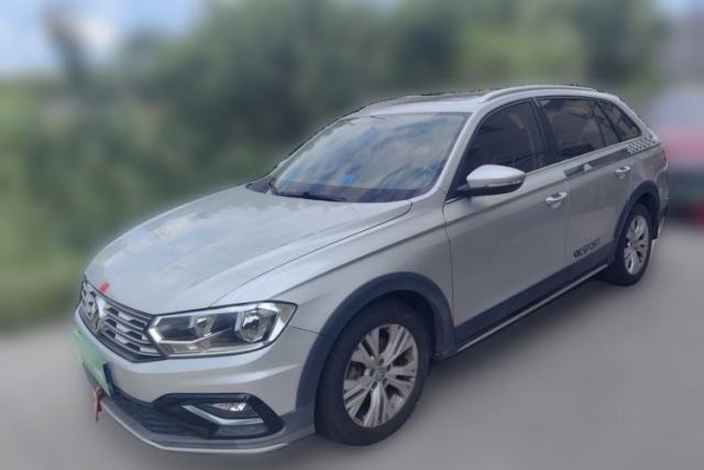 Ojetý Volkswagen C-TREK 2017 230TSI DSG Comfort Version