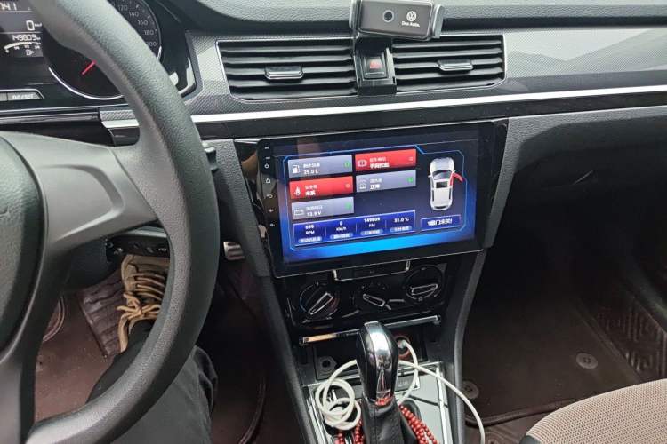 Used Volkswagen C-TREK 2017 1.6L Automatic Comfort Model Audio And AC Panel