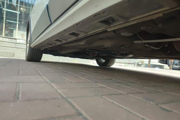 Used Volkswagen C-TREK 2017 1.6L Automatic Comfort Model Chassis Rear Left