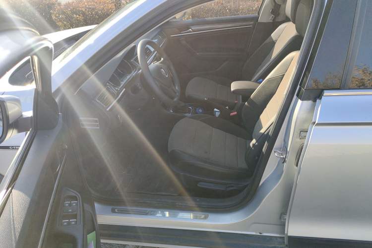 Used Volkswagen C-TREK 2017 1.6L Automatic Comfort Model Driver Seat