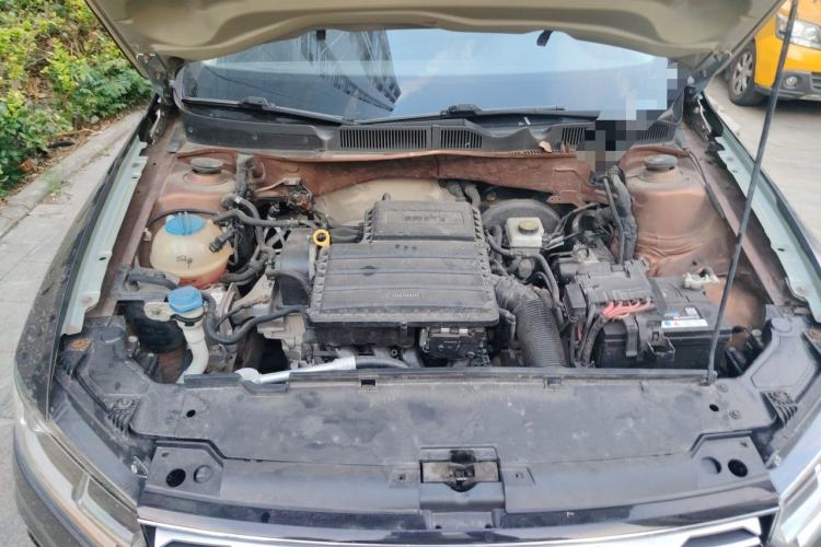 Used Volkswagen C-TREK 2017 1.6L Automatic Comfort Model Engine Bay