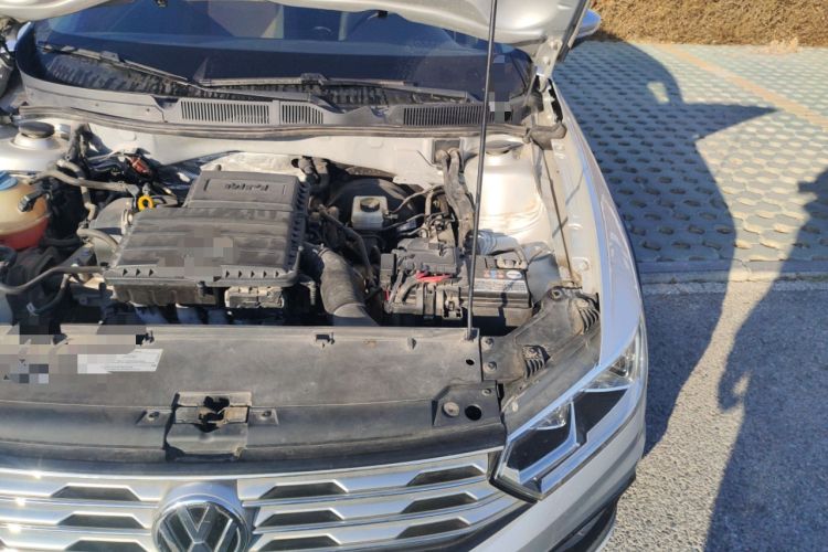 Used Volkswagen C-TREK 2017 1.6L Automatic Comfort Model Engine Bay Left