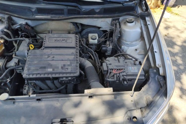 Used Volkswagen C-TREK 2017 1.6L Automatic Comfort Model Engine Bay Left