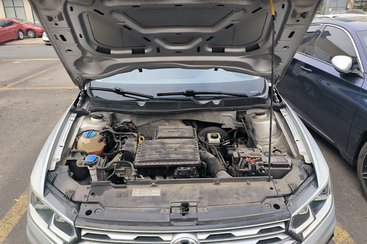 Used Volkswagen C-TREK 2017 1.6L Automatic Comfort Model Engine Bay