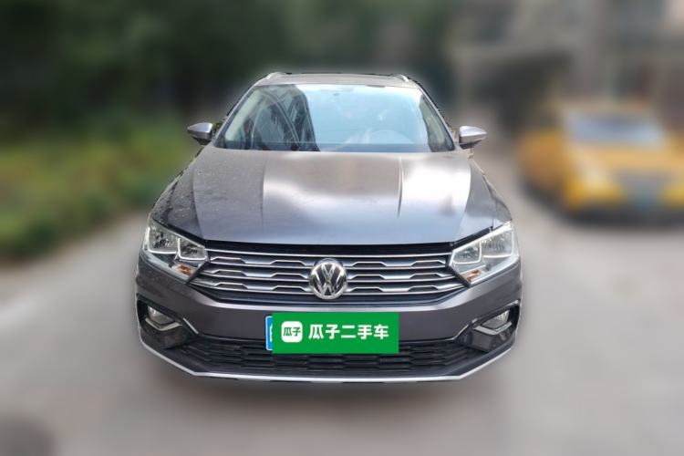 Used Volkswagen C-TREK 2017 1.6L Automatic Comfort Model Front
