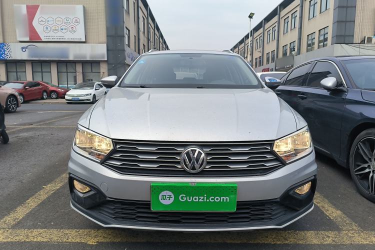 Used Volkswagen C-TREK 2017 1.6L Automatic Comfort Model Front