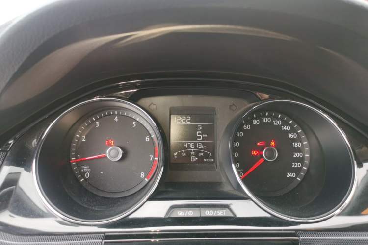 Used Volkswagen C-TREK 2017 1.6L Manual Luxury Model Instrument Cluster