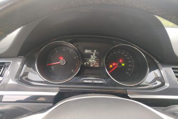 Used Volkswagen C-TREK 2017 1.6L Automatic Comfort Model Instrument Cluster