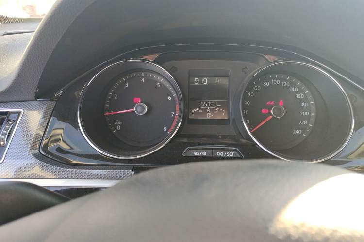 Used Volkswagen C-TREK 2017 1.6L Automatic Comfort Model Instrument Cluster