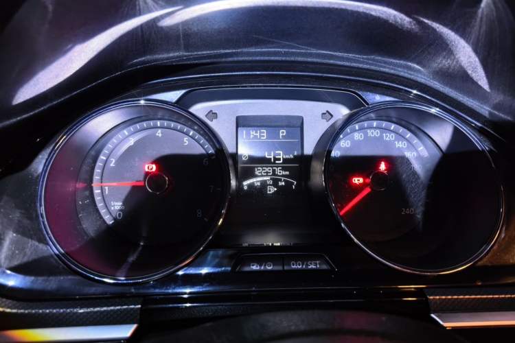 Used Volkswagen C-TREK 2017 1.6L Automatic Comfort Model Instrument Cluster