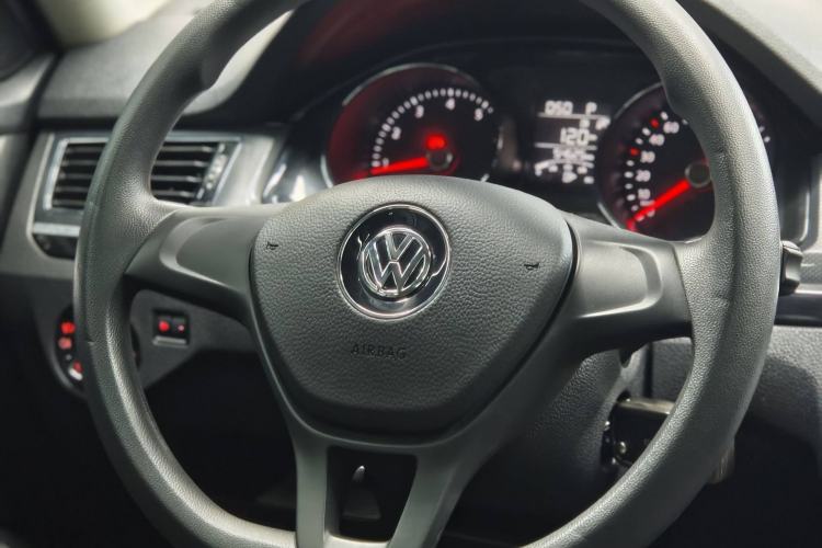 Used Volkswagen C-TREK 2017 230TSI DSG Comfort Version Interior 2