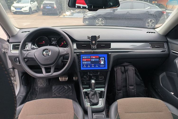 Used Volkswagen C-TREK 2017 1.6L Automatic Comfort Model Interior 2