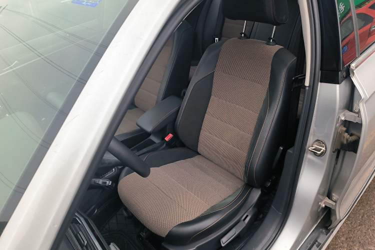 Used Volkswagen C-TREK 2017 1.6L Automatic Comfort Model Left Front Seat