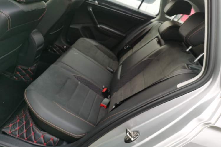 Used Volkswagen C-TREK 2017 1.6L Manual Luxury Model Left Rear Seat