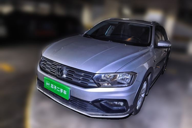 Used Volkswagen C-TREK 2017 1.6L Automatic Comfort Model Guazi used car, China used car export, Used car for sale, Used cars, Cheapest cars for sale