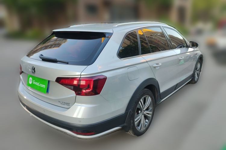 Used Volkswagen C-TREK 2017 230TSI DSG Luxury Model Rear Right 45 Deg