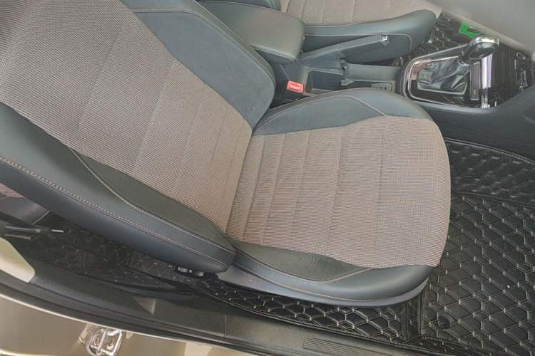 Used Volkswagen C-TREK 2017 1.6L Automatic Comfort Model Right Front Seat